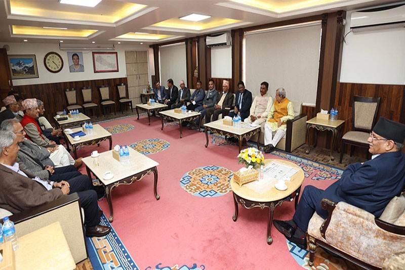 नयाँ गठबन्धनको बैठक : संविधान र गणतन्त्रको रक्षाका लागि एकजुट हुने प्रतिवद्धता